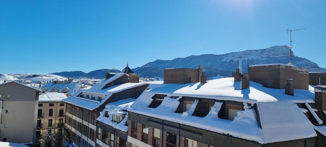 شقة Flor De Nieve جاكا المظهر الخارجي الصورة